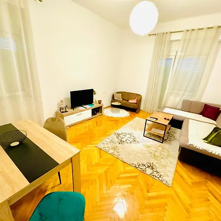 Lejlighed Matea, Center *