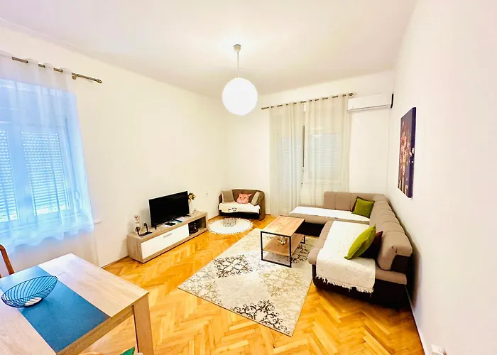 Matea, Center Podgorica